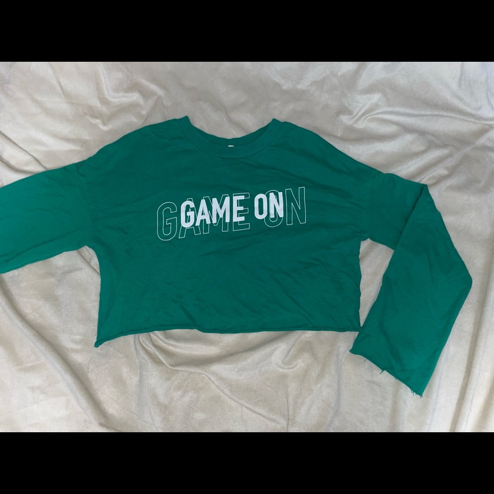 Cropped “game on” long sleeve t-shirt